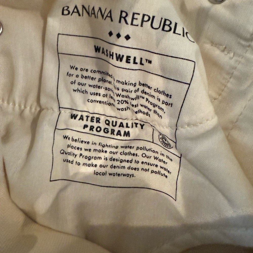 Banana Republic Cream High Rise Wide Leg Crop Jeans Size 26 Modern Minimalist - Picture 8 of 10